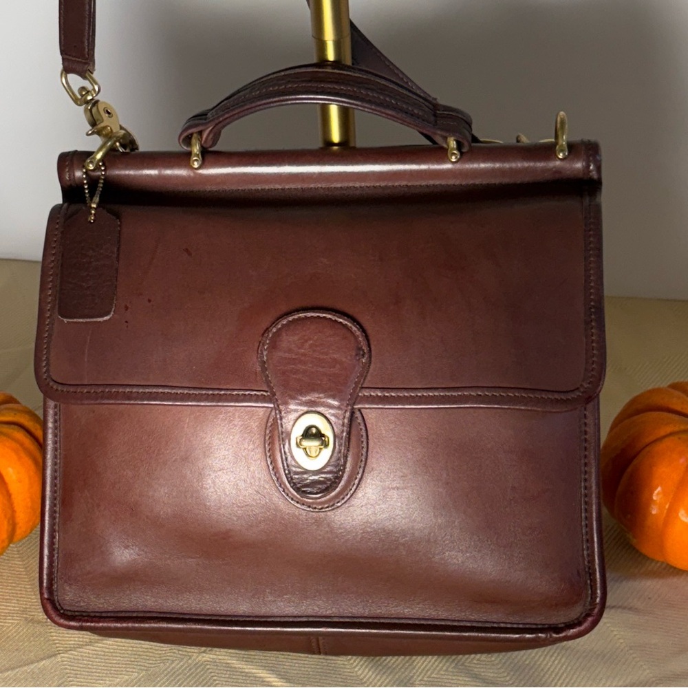 Vintage Coach Y2K Willis 9927 Crossbody - Very Good!